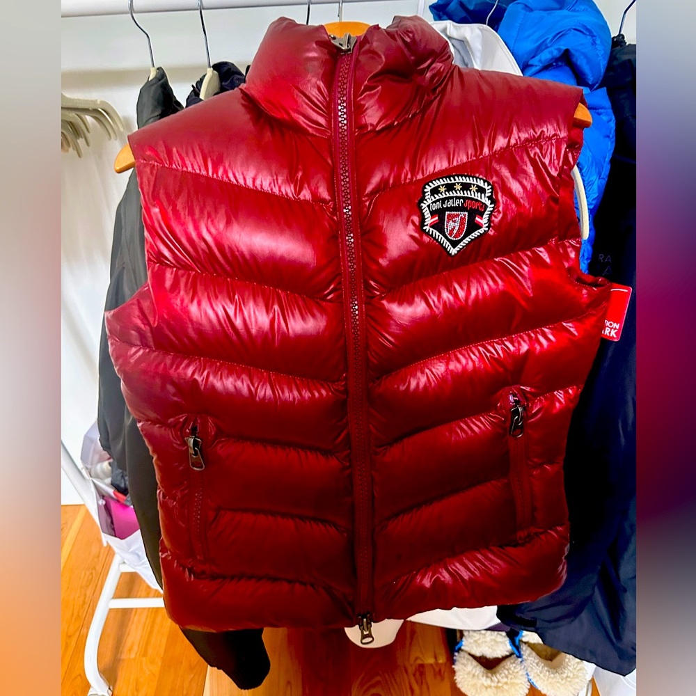 TONI JAILER SPORTS SKI VEST